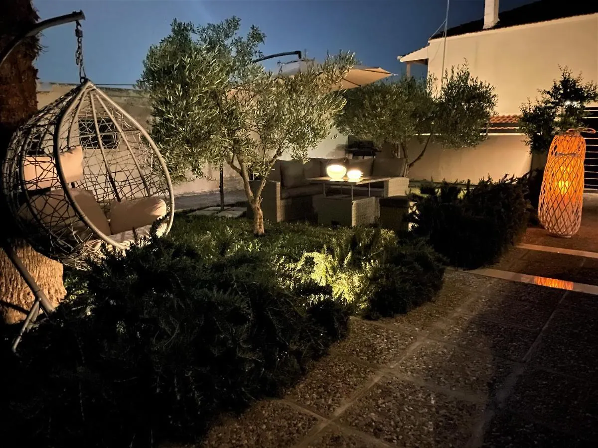 Athina'S Apartments & Studio Nikiti
