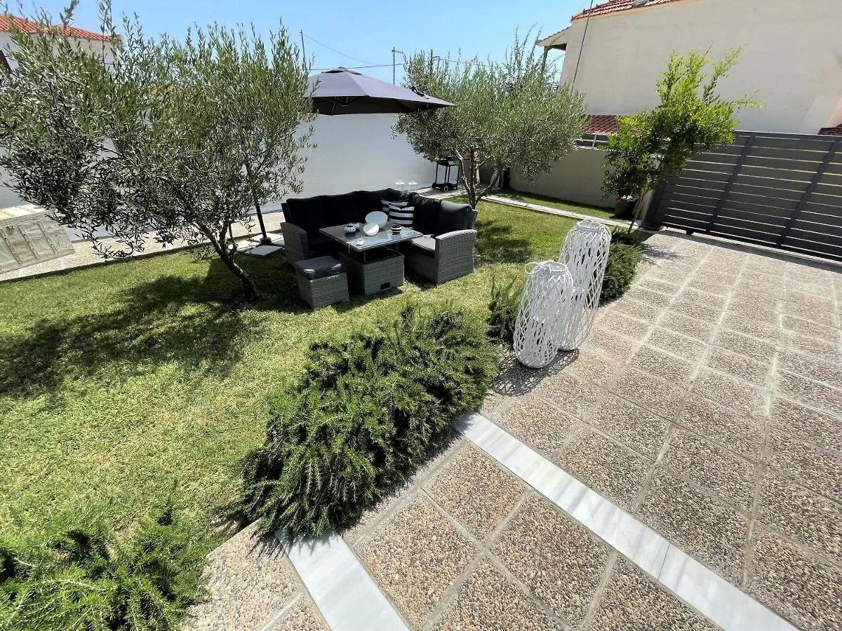 Athina'S Apartments & Studio Nikiti  Grecia