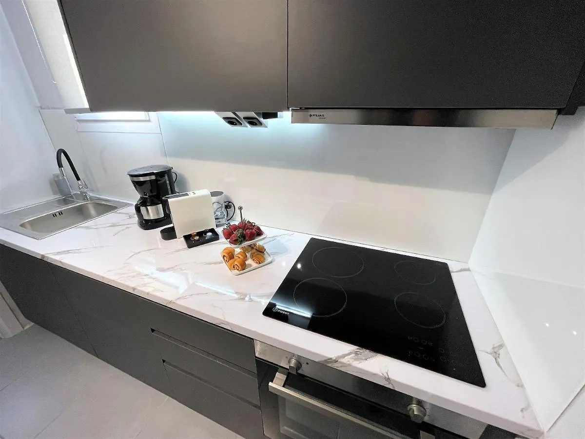 Athina'S Apartments & Studio Nikiti