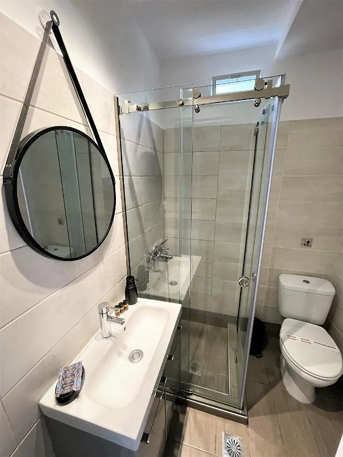 Athina'S Apartments & Studio Nikiti